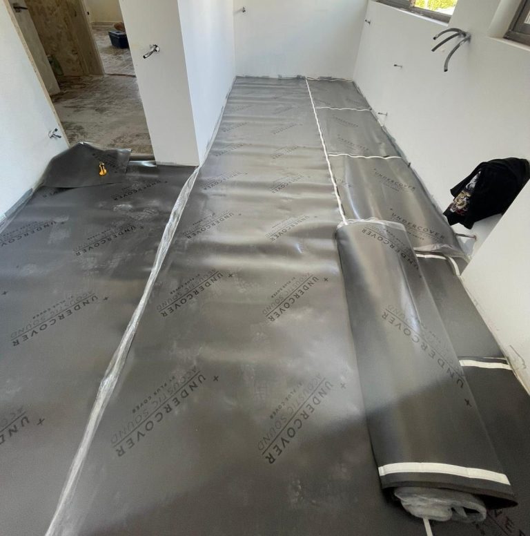 Instalación de suelos de parquet y tarima flotante en Barcelona